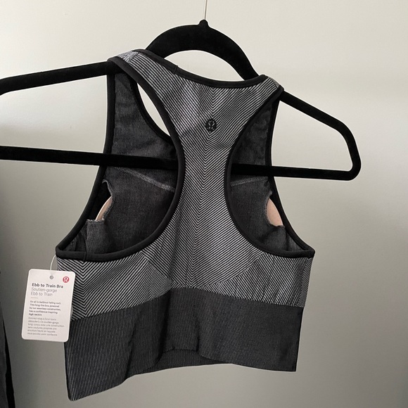 Lululemon bra top - Picture 3 of 3